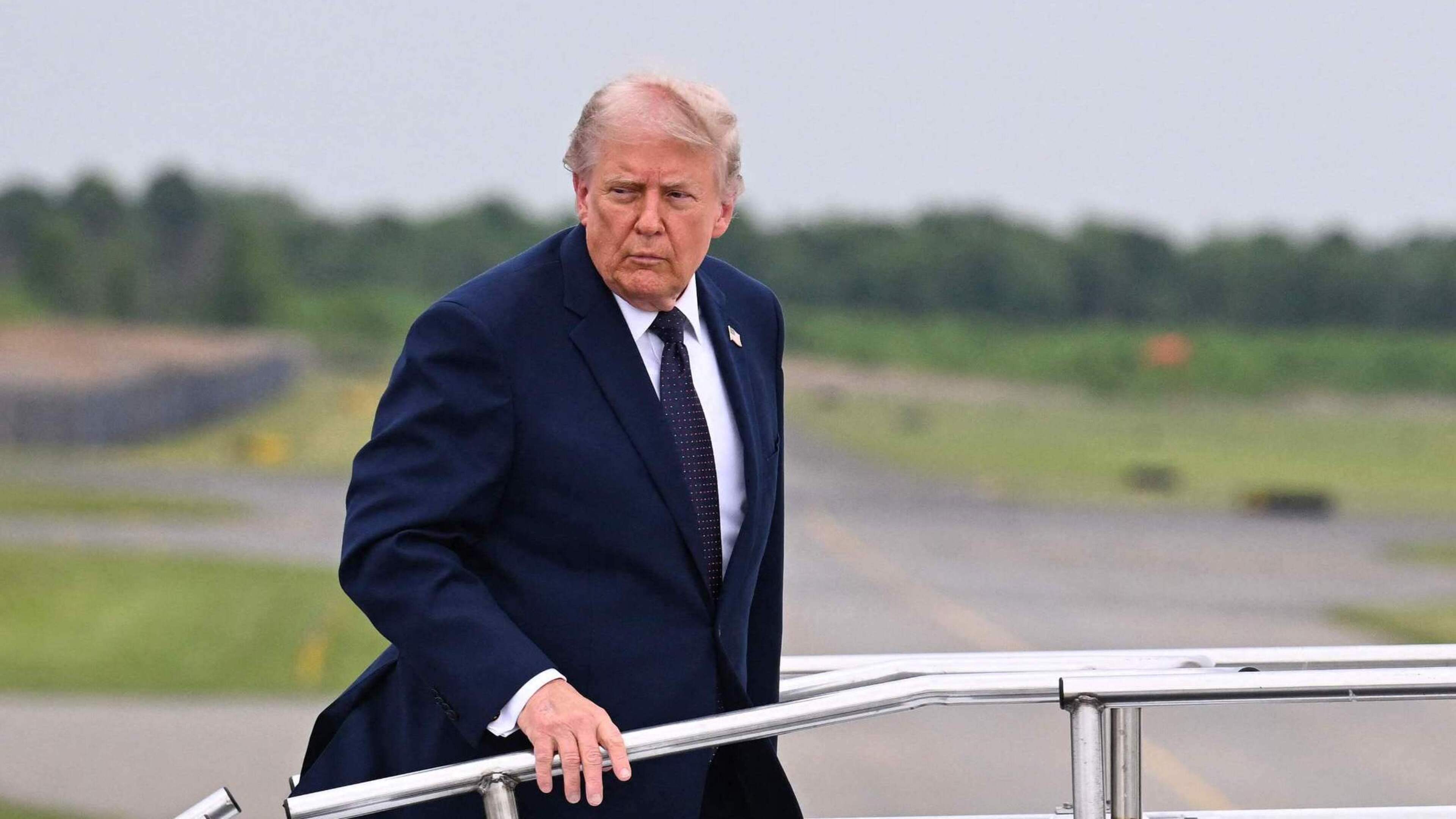 LIVE | Trump meldt doorbraak in vredesproces met Iran: ’Akkoord is grotendeels uitonderhandeld, Straat van Hormuz gaat weer open’ 